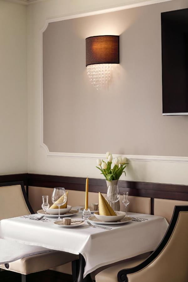 Boutique Hotel Saxonia Κάρλοβι Βάρι Εξωτερικό φωτογραφία