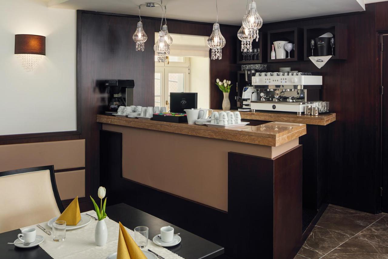 Boutique Hotel Saxonia Κάρλοβι Βάρι Εξωτερικό φωτογραφία